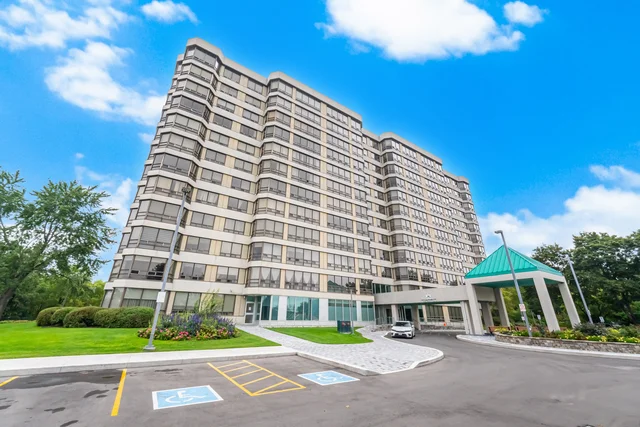 #711-330 Mill Street South, Brampton - photo 57