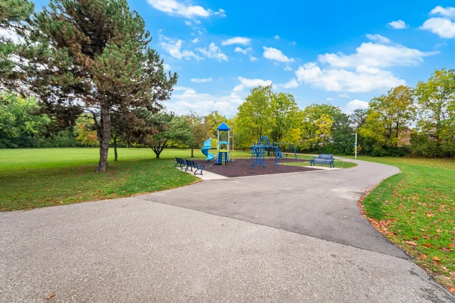 #711-330 Mill Street South, Brampton - photo 59