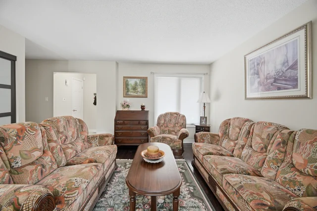11 Sheringham Street, Brampton - photo 14