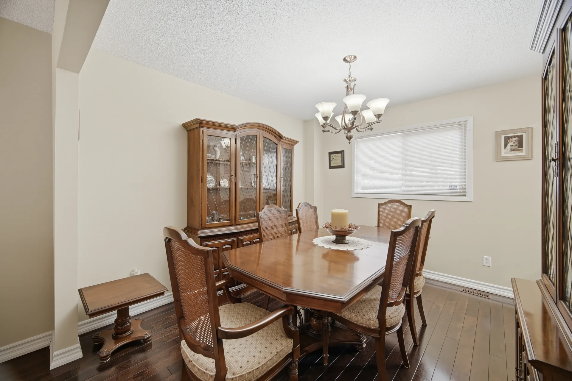 11 Sheringham Street, Brampton - photo 17