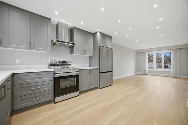 4028 Sasha Court, Mississauga - photo 17