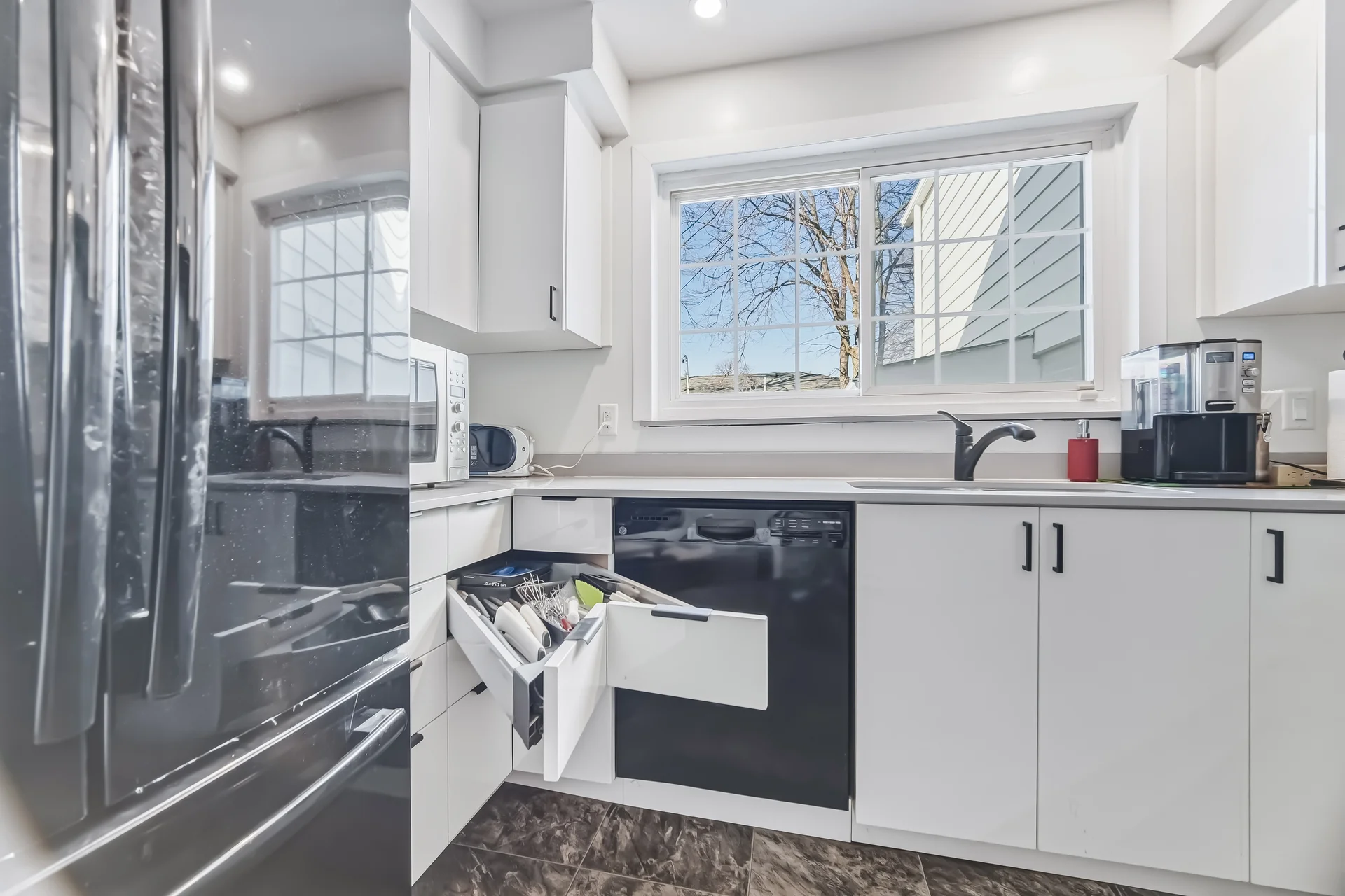 3553904