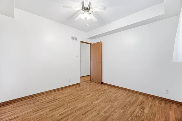 21 Minnewawa Road, Mississauga - photo 18