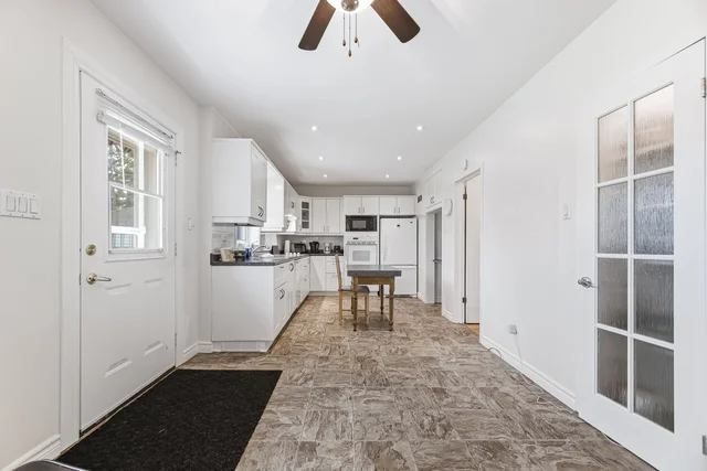 21 Minnewawa Road, Mississauga - photo 29