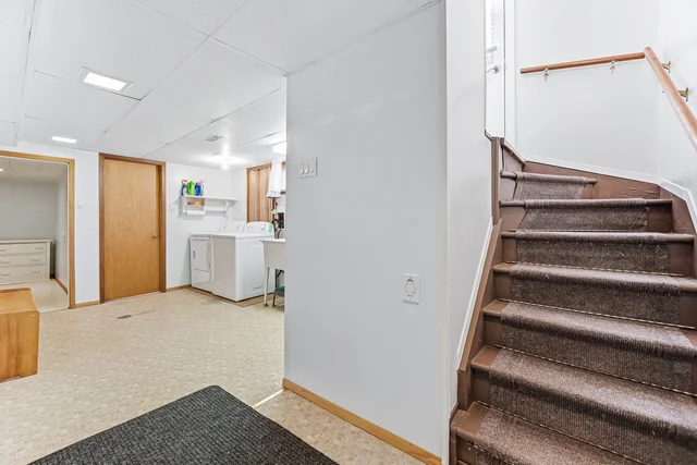 21 Minnewawa Road, Mississauga - photo 37