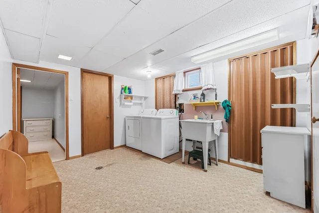21 Minnewawa Road, Mississauga - photo 40