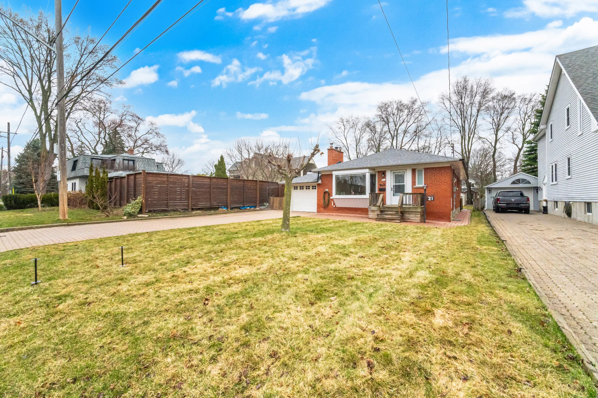 21 Minnewawa Road, Mississauga - photo 4