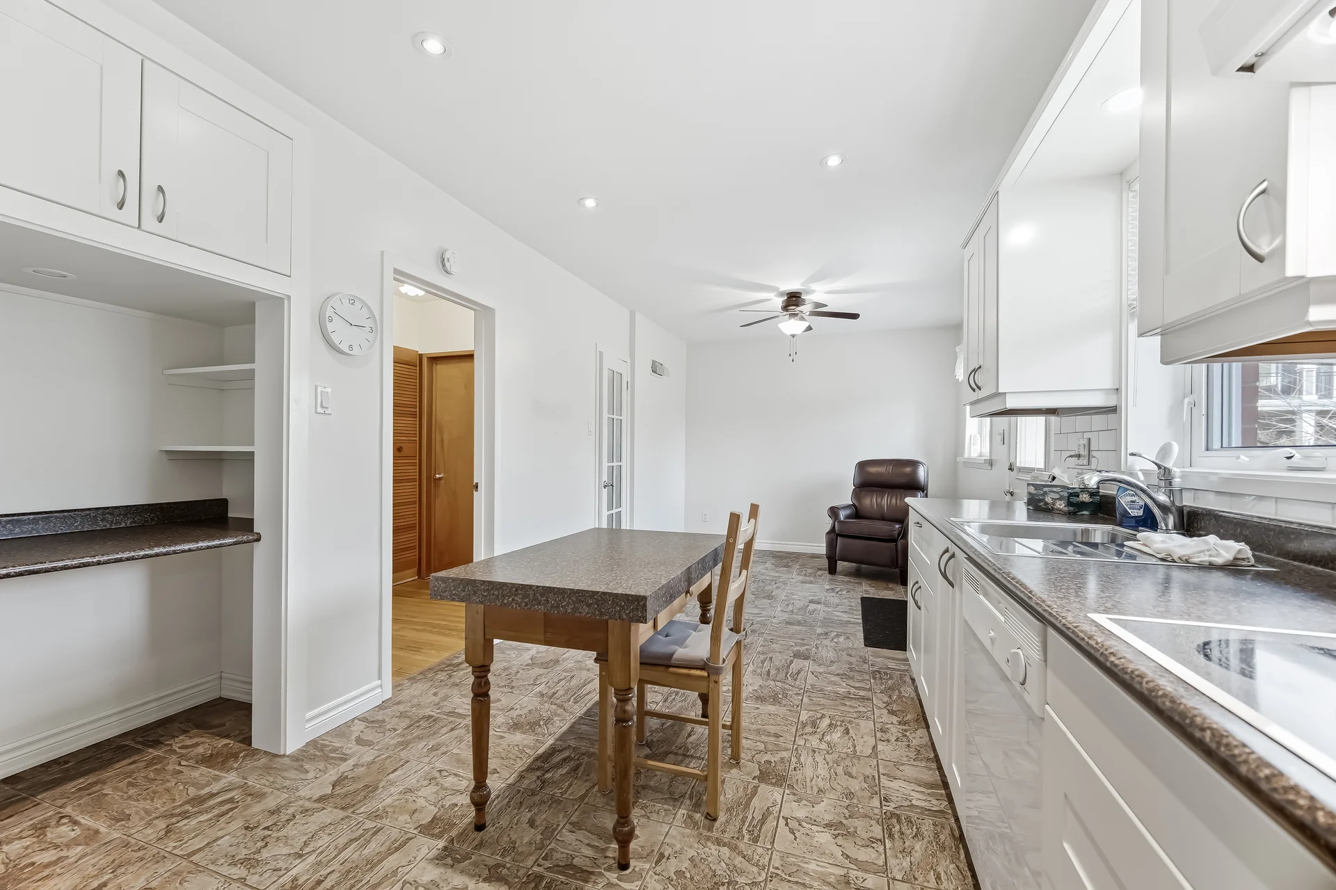 21 Minnewawa Road, Mississauga - photo 24