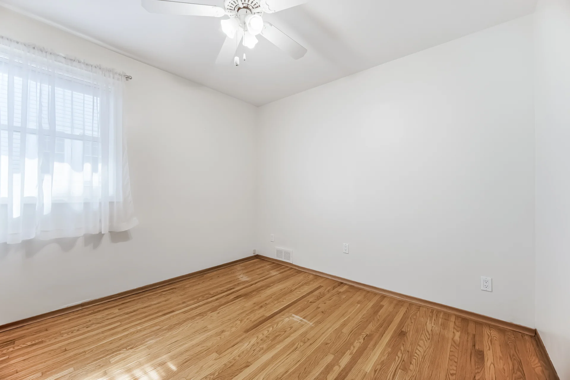 21 Minnewawa Road, Mississauga - photo 31