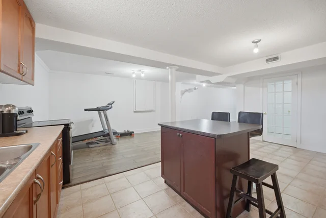 118 Van Scott Drive, Brampton - photo 75