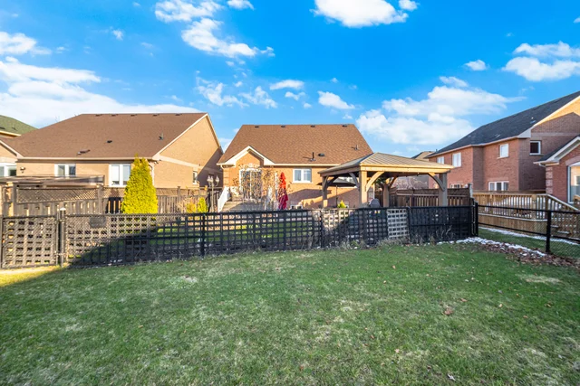 118 Van Scott Drive, Brampton - photo 90