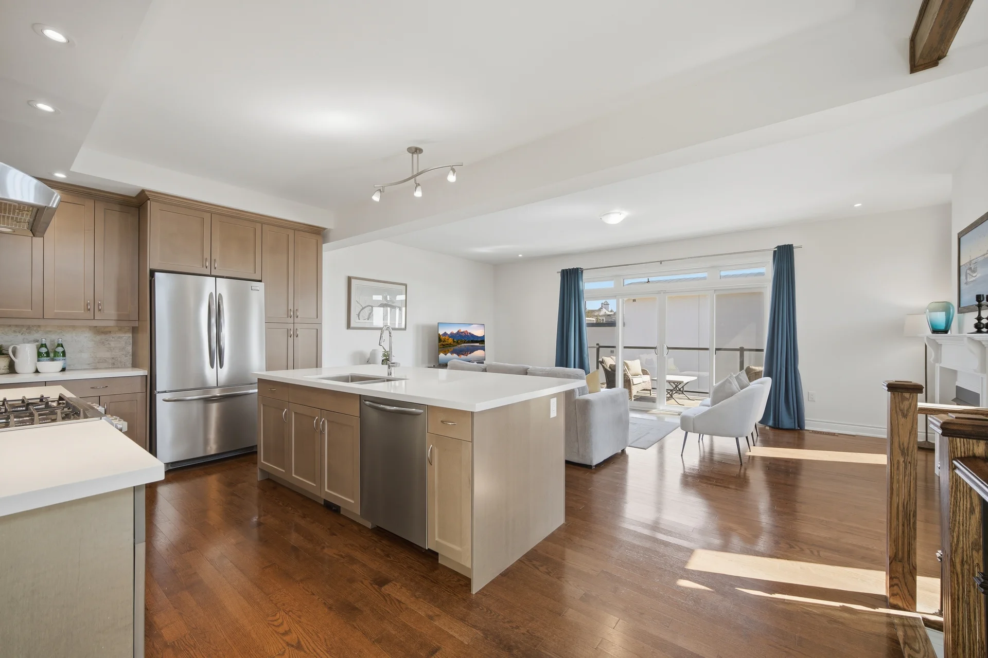 1281 Wharf Street, Pickering - photo 25