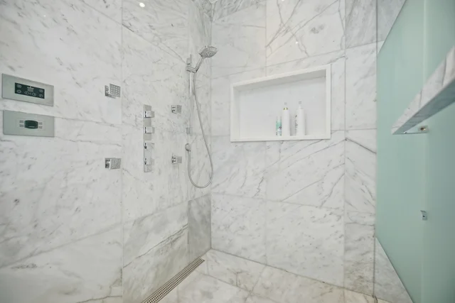 466 The Kingsway, Etobicoke - photo 52