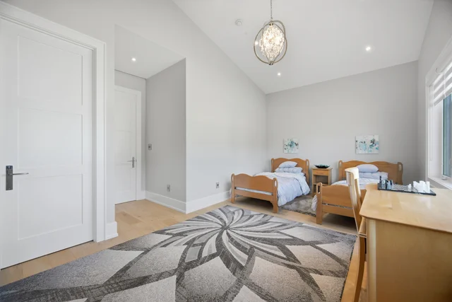 466 The Kingsway, Etobicoke - photo 67