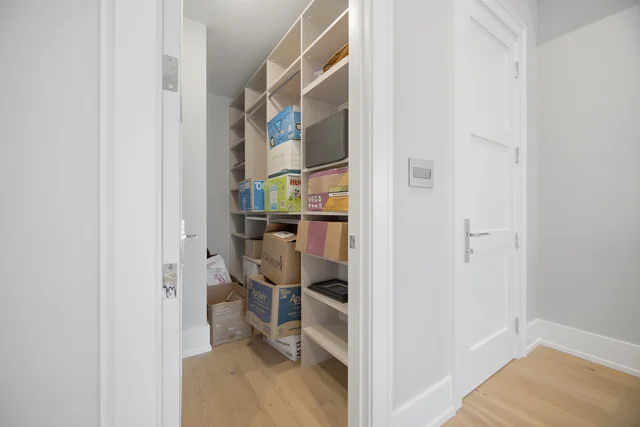 466 The Kingsway, Etobicoke - photo 93