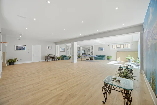 466 The Kingsway, Etobicoke - photo 96