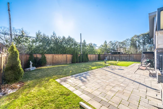 466 The Kingsway, Etobicoke - photo 135