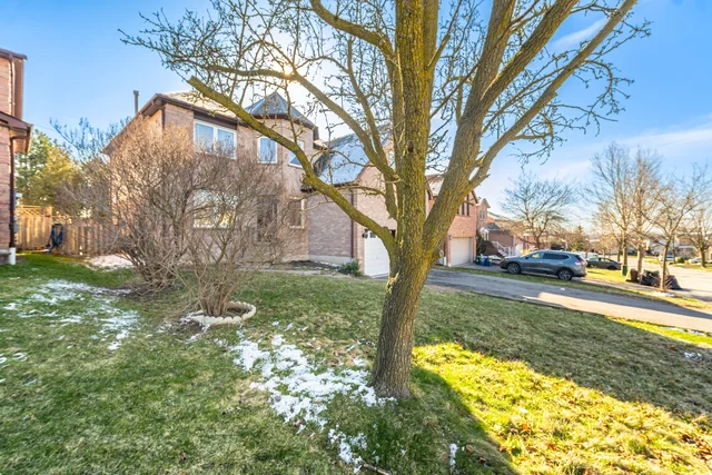 19 Elmeroy Court, Whitby - photo 5