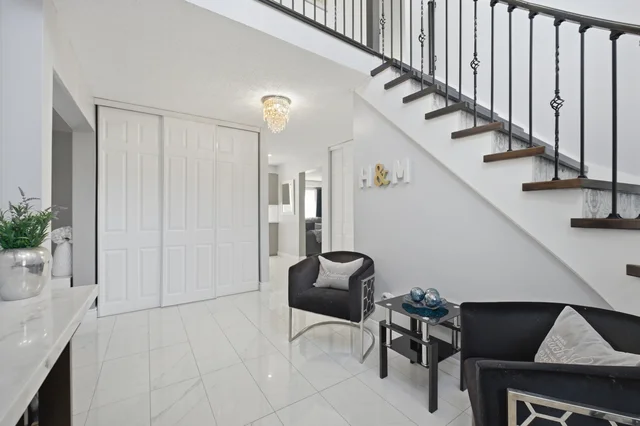 19 Elmeroy Court, Whitby - photo 10