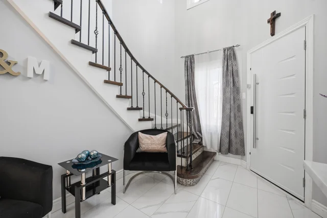 19 Elmeroy Court, Whitby - photo 29