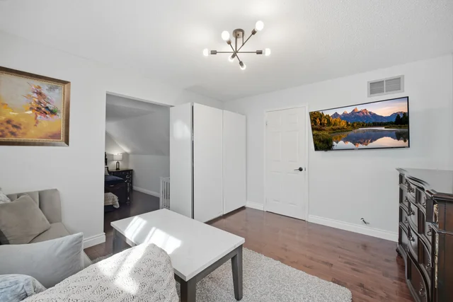 19 Elmeroy Court, Whitby - photo 32