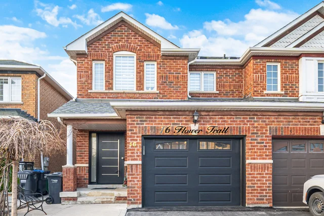 16 Flower Trail, Brampton - photo 2