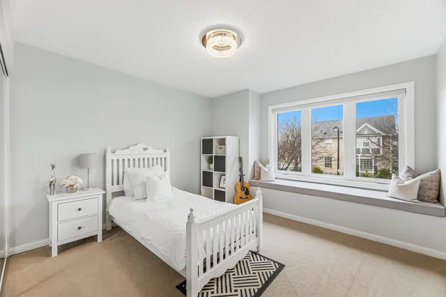 882 McDuffe Crescent, Milton - photo 26