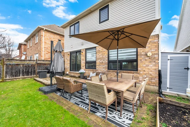 882 McDuffe Crescent, Milton - photo 44