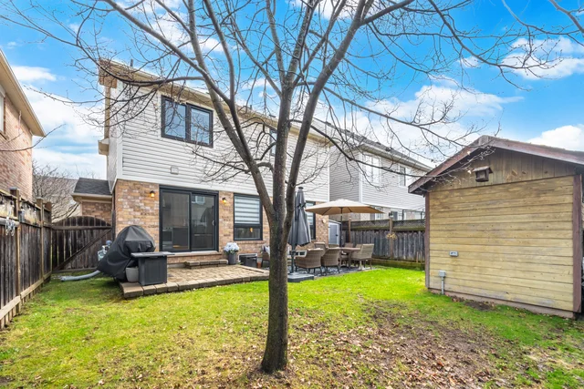 882 McDuffe Crescent, Milton - photo 45