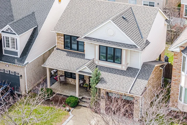 882 McDuffe Crescent, Milton - photo 4
