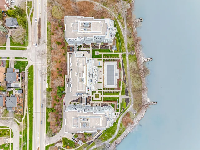 #825-3500 Lakeshore Road West, Oakville - photo 4