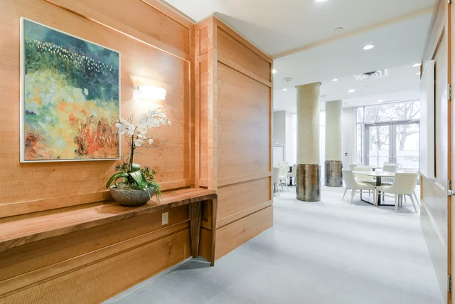 #825-3500 Lakeshore Road West, Oakville - photo 71