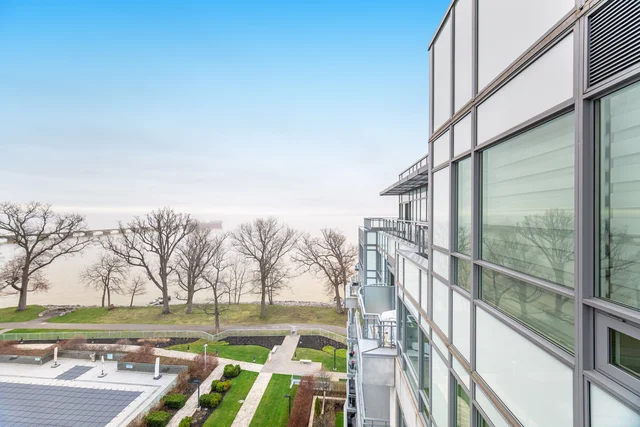 #825-3500 Lakeshore Road West, Oakville - photo 91