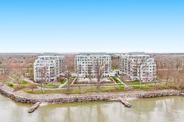 #825-3500 Lakeshore Road West, Oakville - photo 98