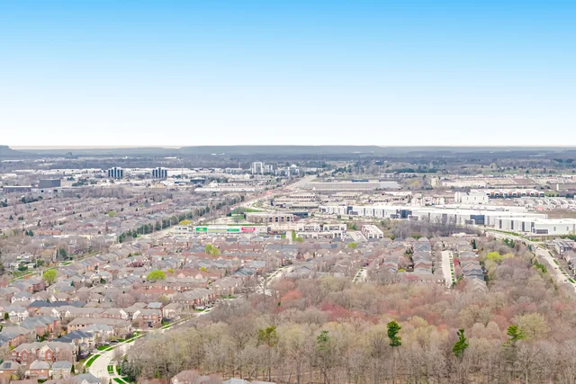 #825-3500 Lakeshore Road West, Oakville - photo 108