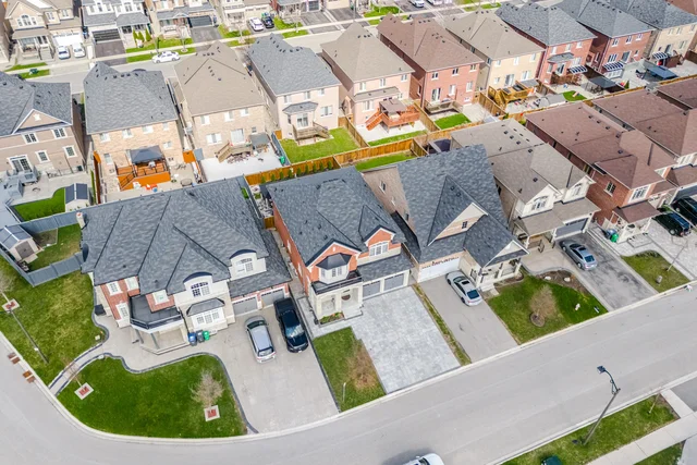 38 Blackberry Valley Crescent, Caledon - photo 5