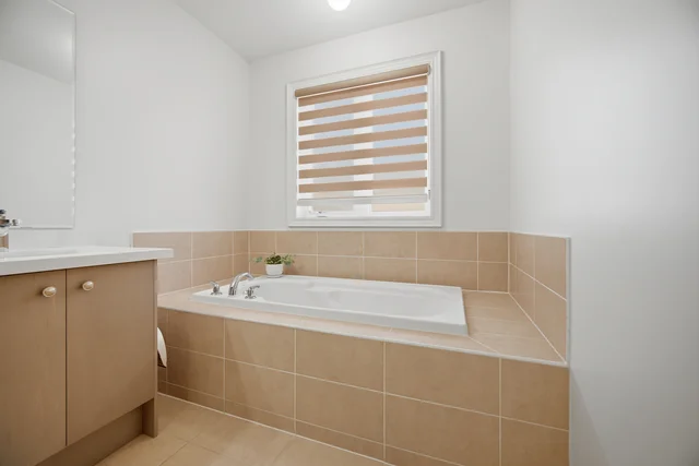 38 Blackberry Valley Crescent, Caledon - photo 53