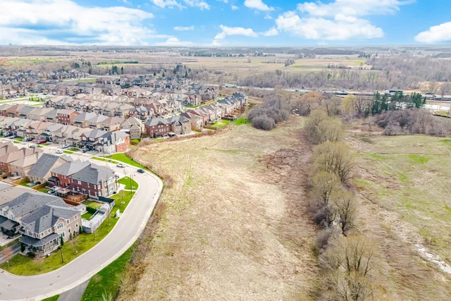 38 Blackberry Valley Crescent, Caledon - photo 111
