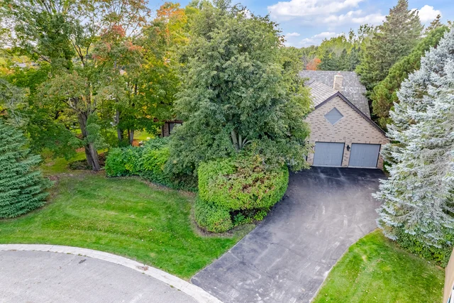 126 Curtis Crescent, King City - photo 3