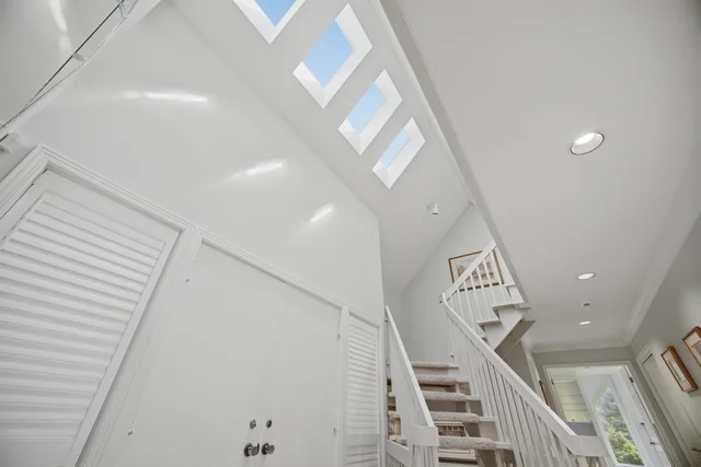 126 Curtis Crescent, King City - photo 18