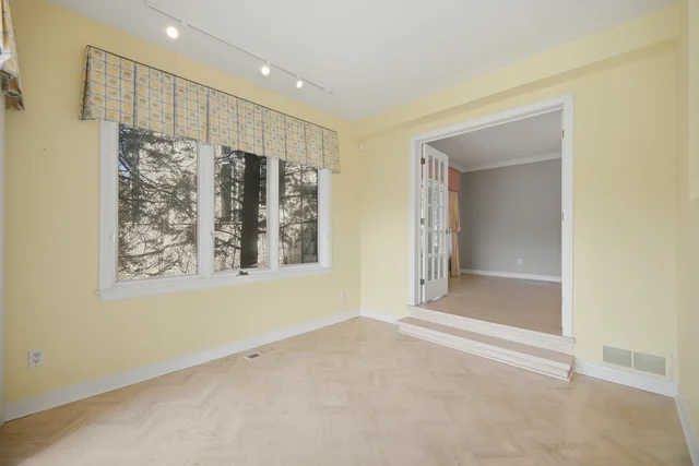 126 Curtis Crescent, King City - photo 40