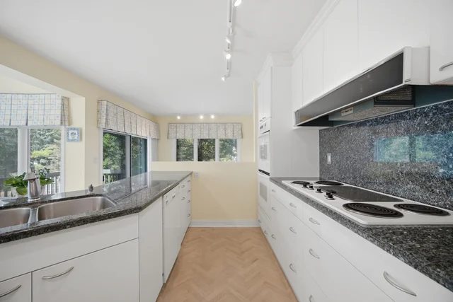 126 Curtis Crescent, King City - photo 43