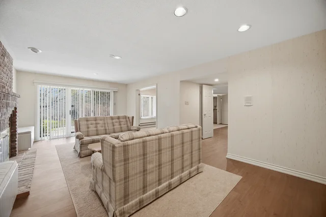 126 Curtis Crescent, King City - photo 90