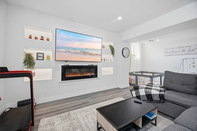 143 Ballantyne Boulevard, Woodbridge - photo 106