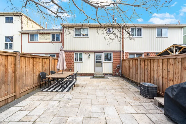 48 Terryhill Square, Brampton - photo 39