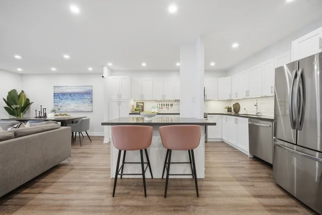 #112-75 Emmett Avenue, York - photo 5