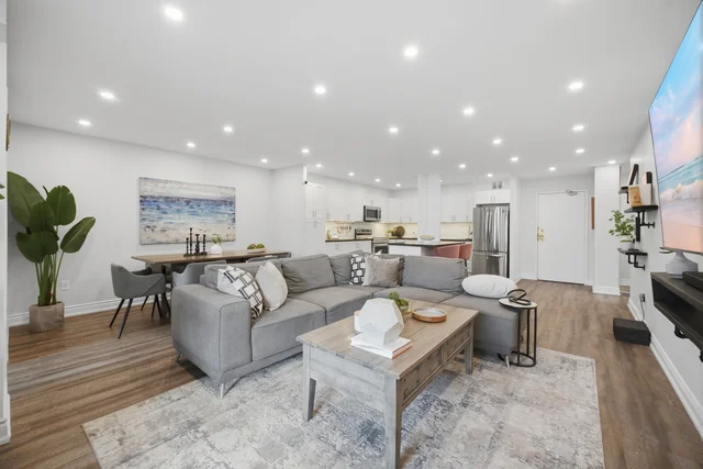 #112-75 Emmett Avenue, York - photo 12