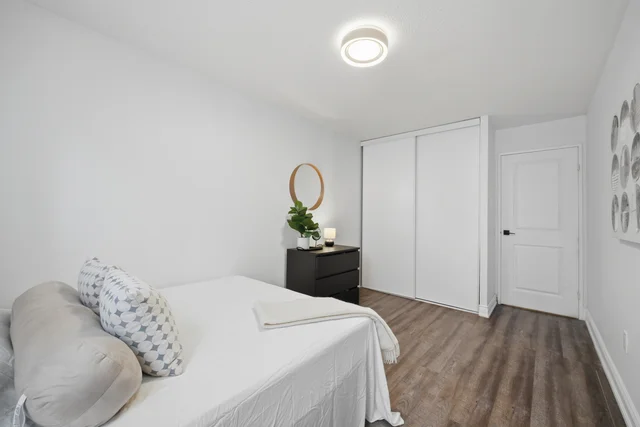 #112-75 Emmett Avenue, York - photo 20