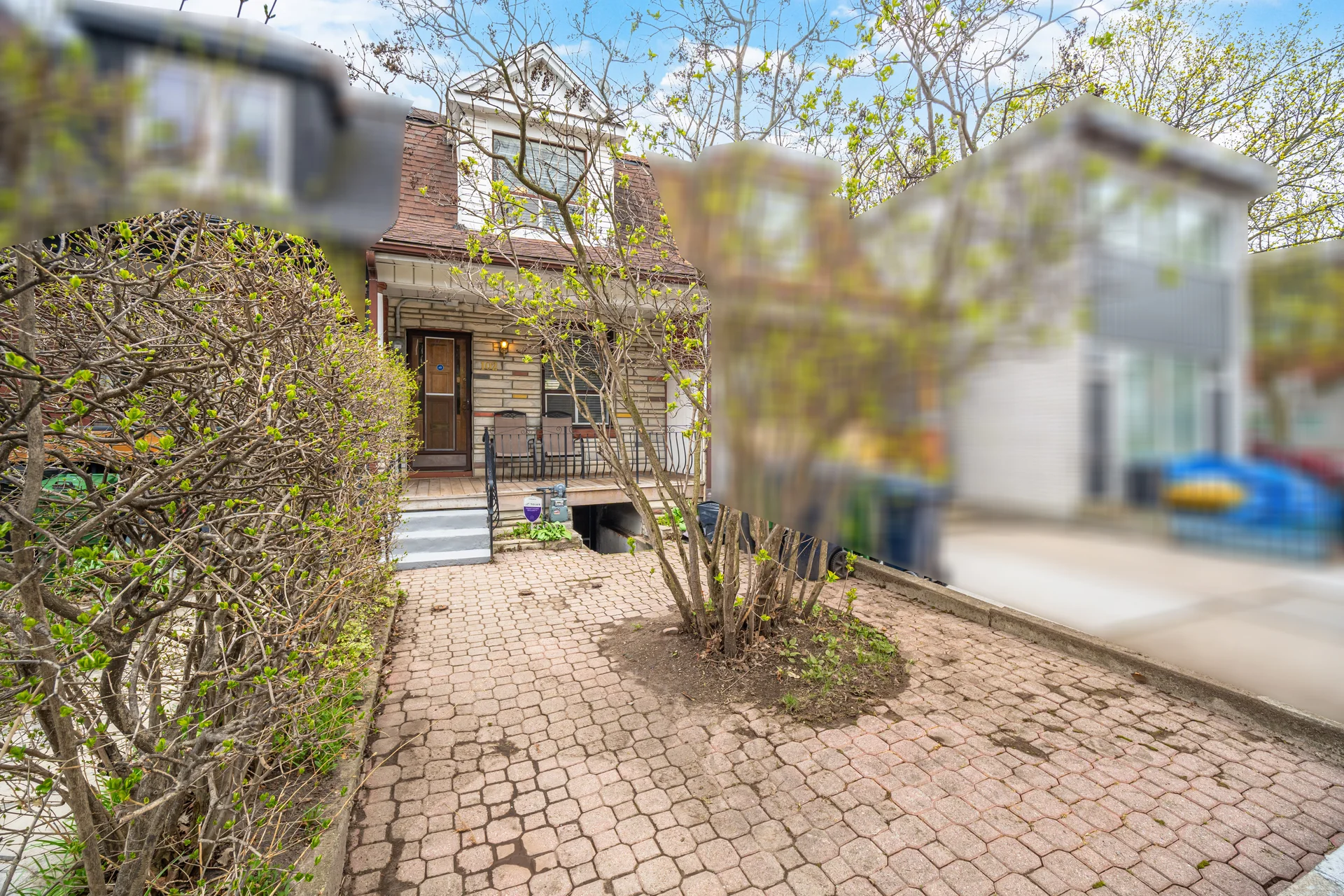102 Bartlett Avenue, Toronto - photo 4