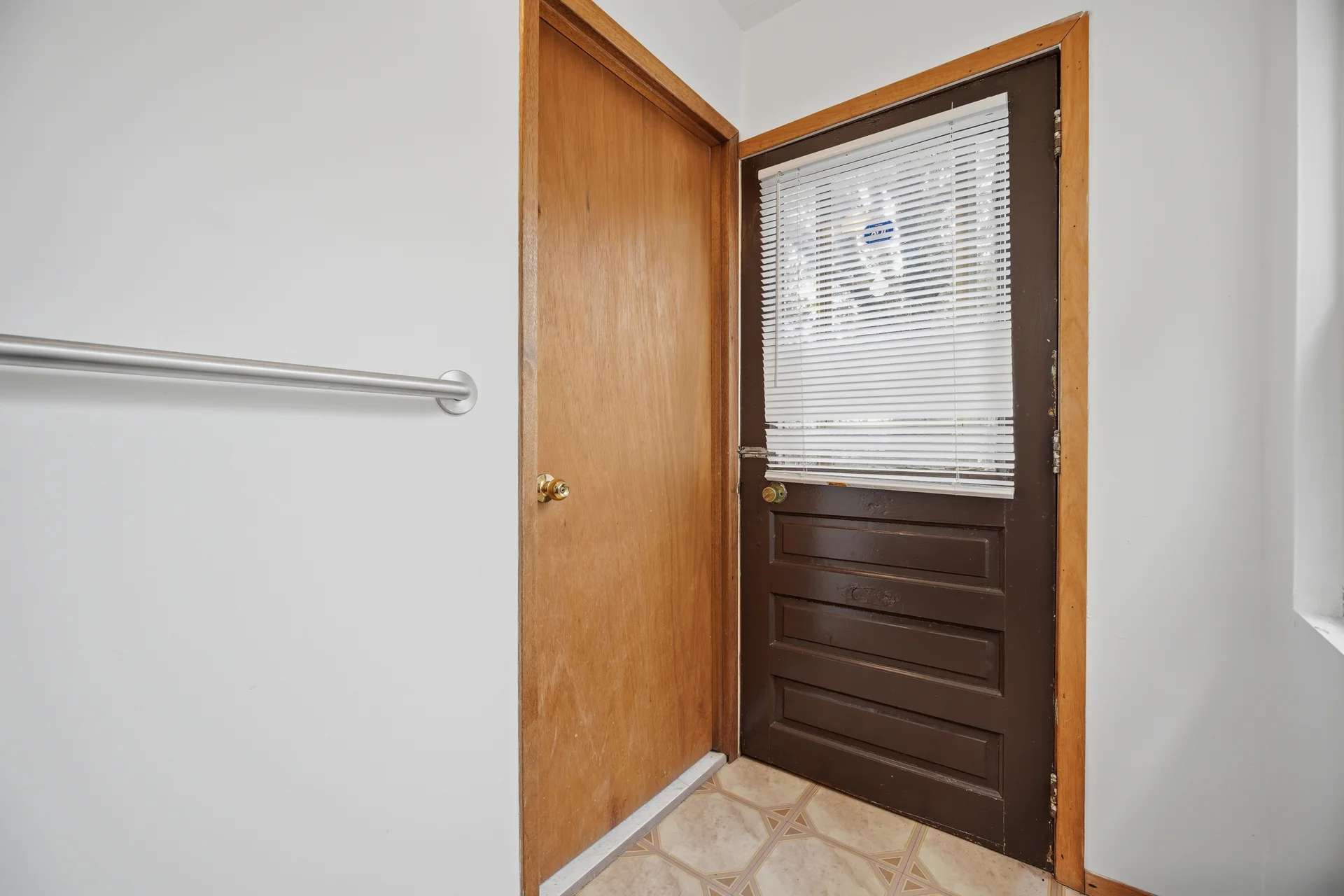 102 Bartlett Avenue, Toronto - photo 24